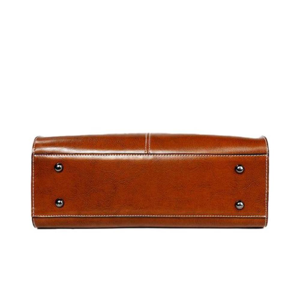 Victoria - Classic Functional Leather Bag
