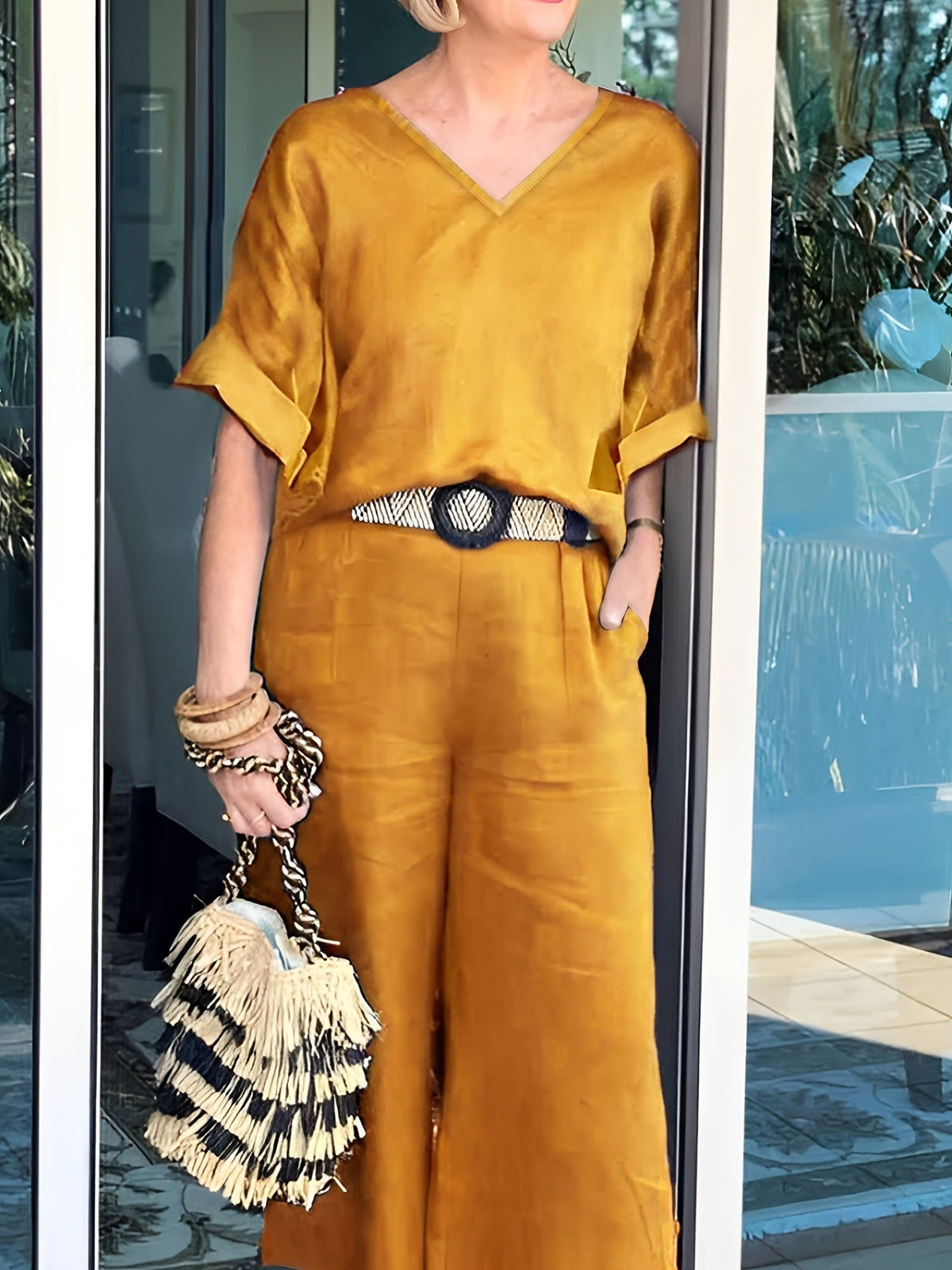 Zoe™ - Chic Top and Pants Set
