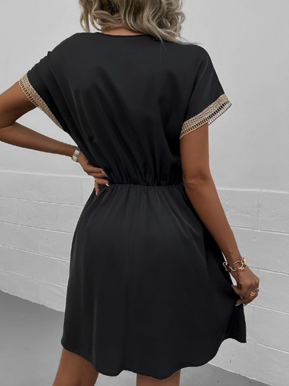 Aubrey™ - Short Dress With Elegance Lace
