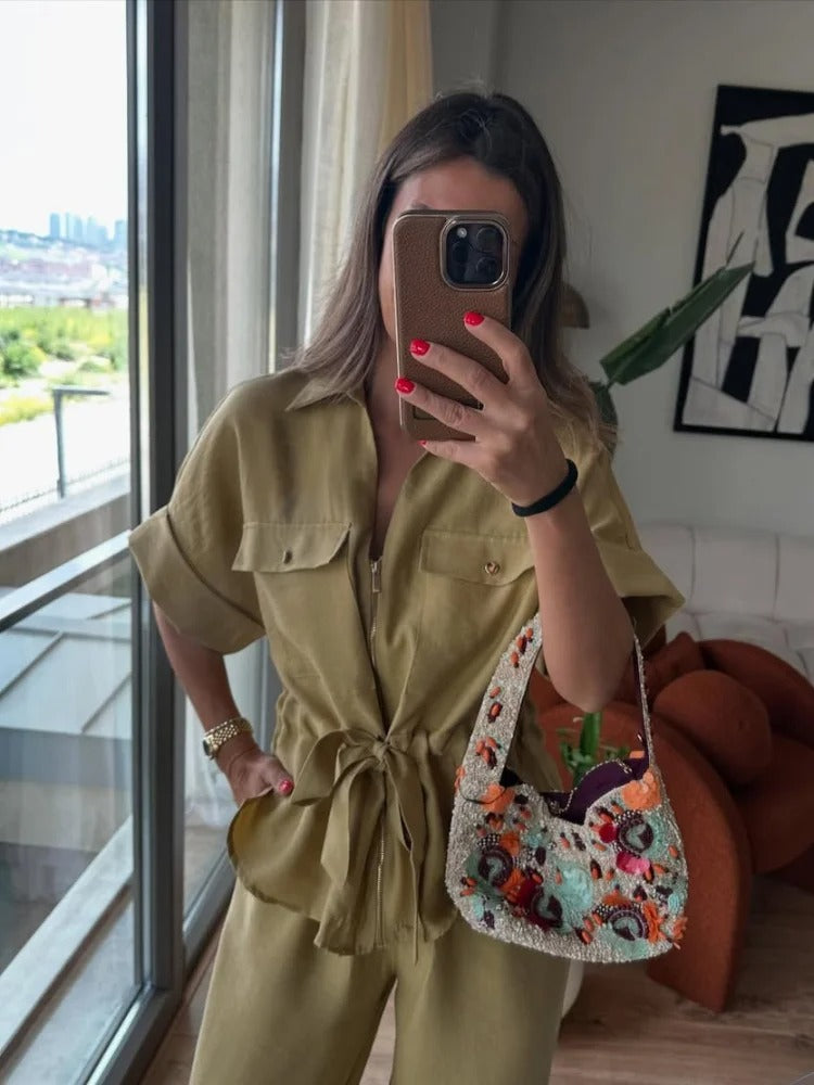Avery™ – Stylish Outfit