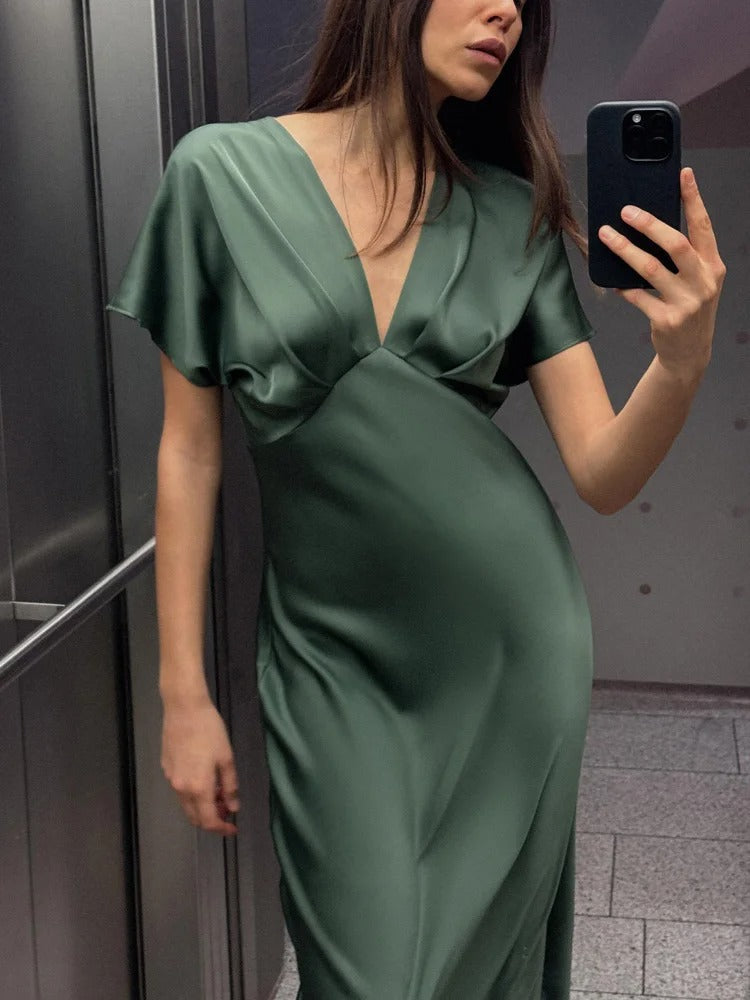 Alyssa™ - Chic Satin Maxi Dress