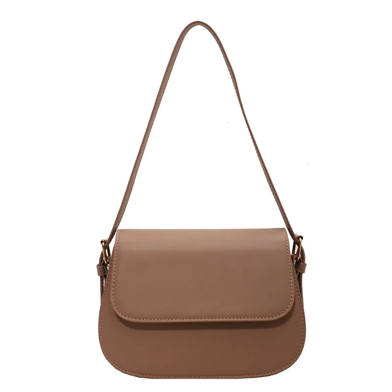 Avery - Crossbody Leather Saddle Bag