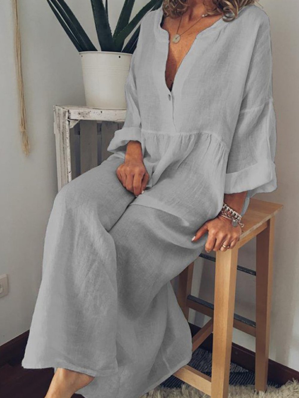 Ella™ - Minimal Luxe Dress