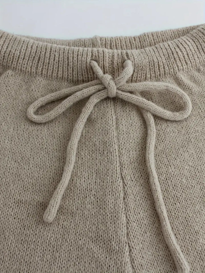Peyton™ - Elegant Knit Turtleneck with Loose Pants Set