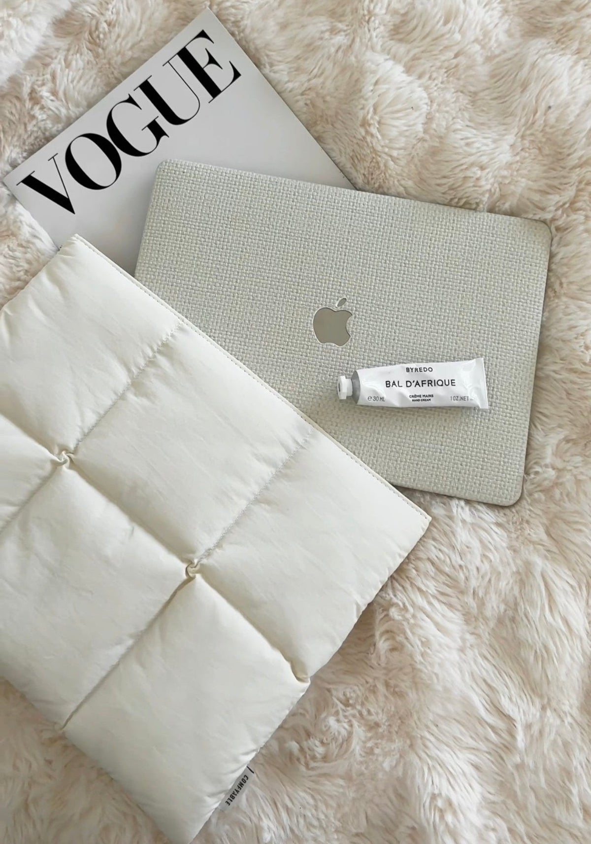 Mia™ - Puffer Laptop Sleeve