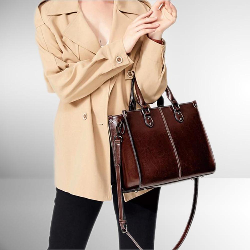 Victoria - Classic Functional Leather Bag