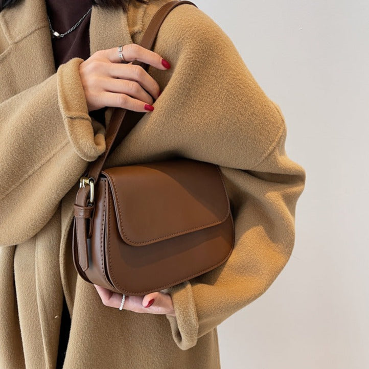 Avery - Crossbody Leather Saddle Bag