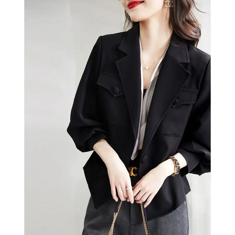 Avery™ - Stylish Autumn Blazer