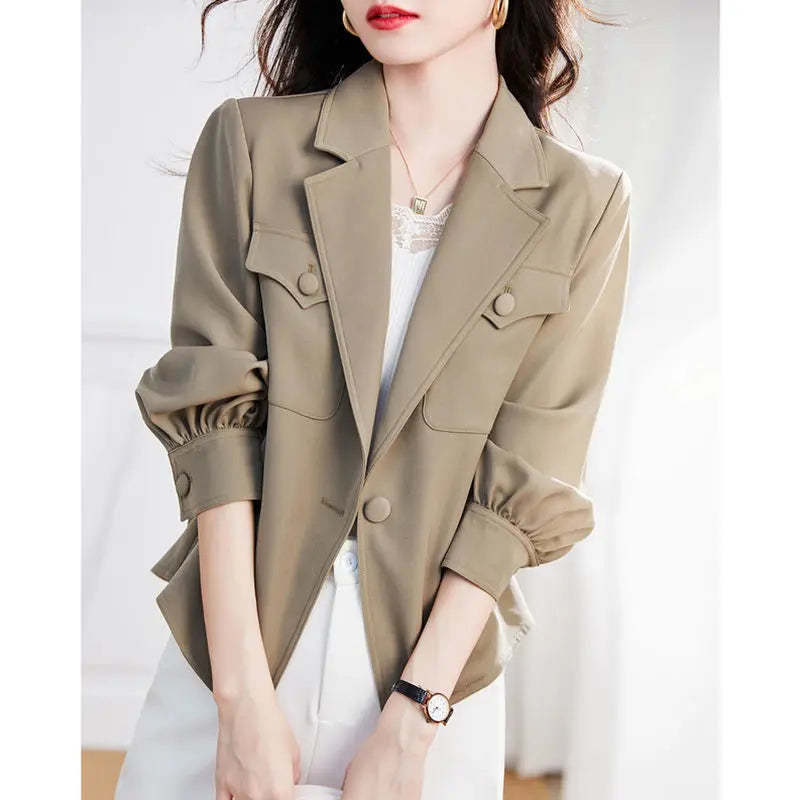 Avery™ - Stylish Autumn Blazer