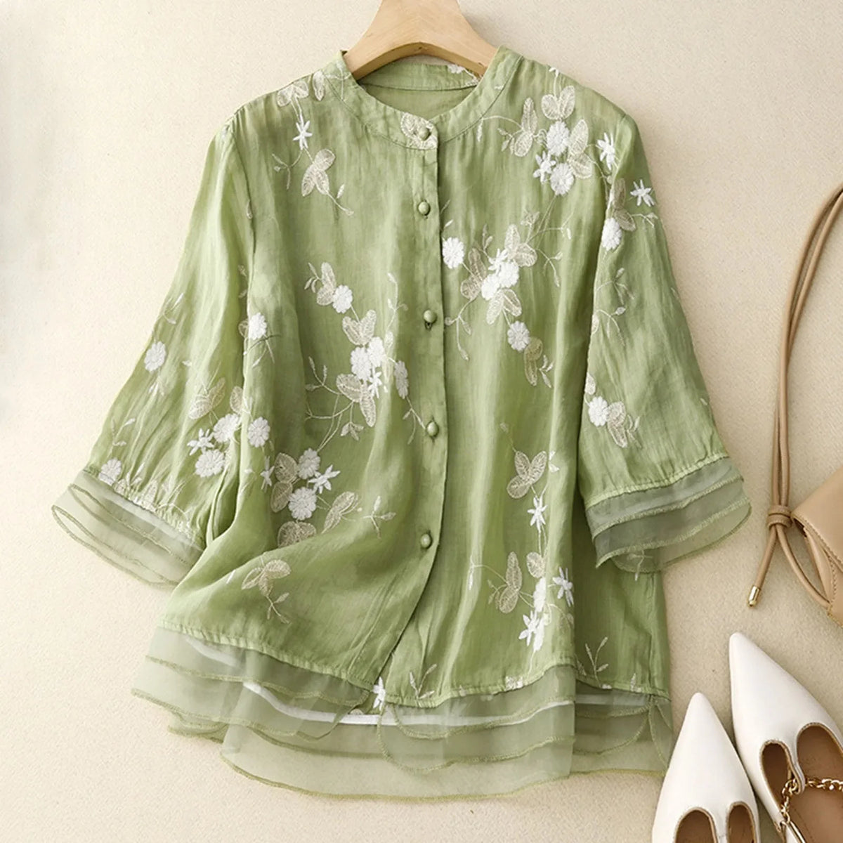 Avery™ - Vintage Floral Blouse