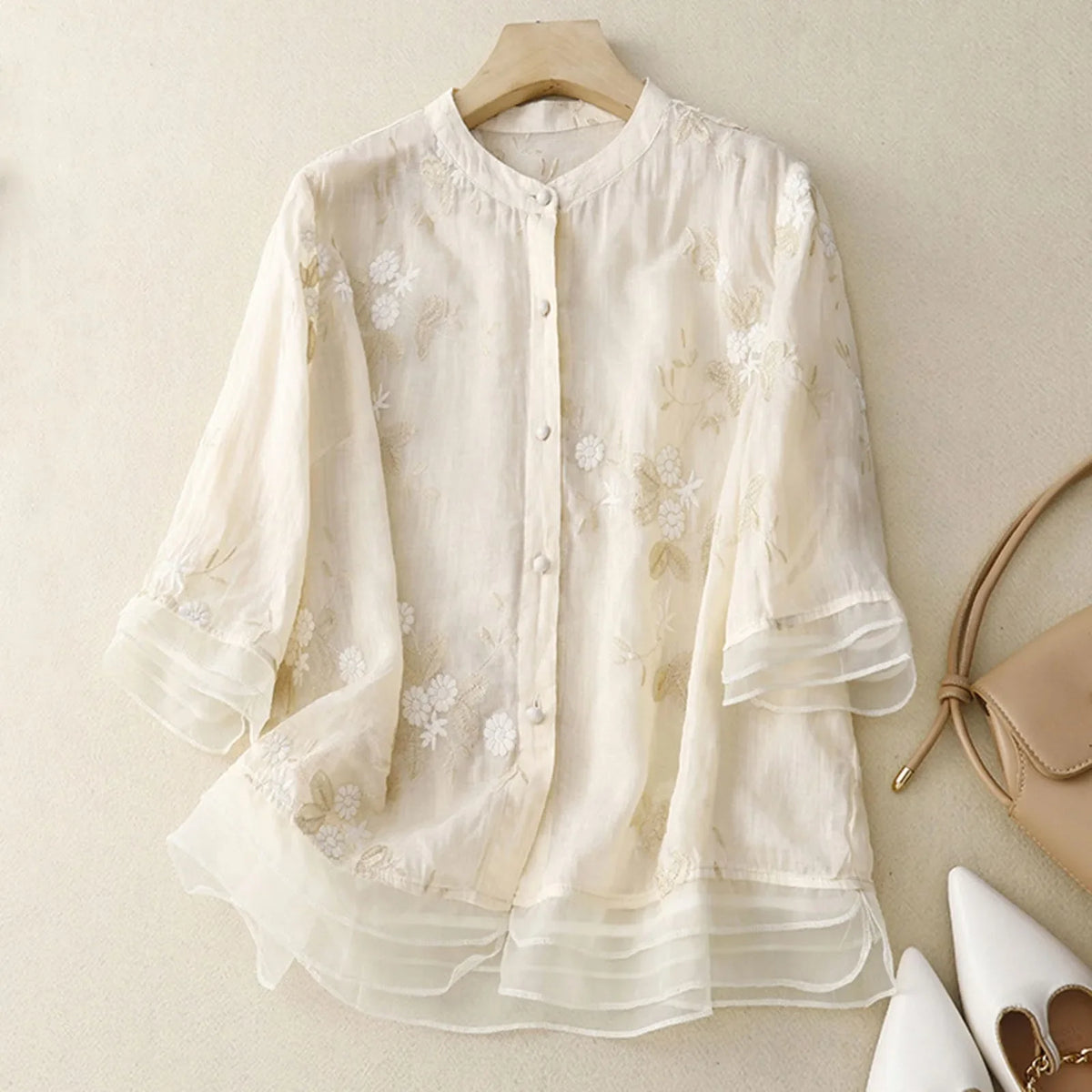 Avery™ - Vintage Floral Blouse