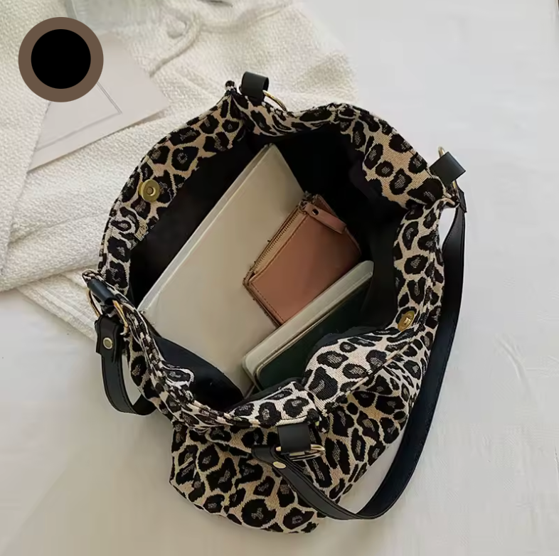 Olivia™ - Canvas Tote Bag with Handmade Details