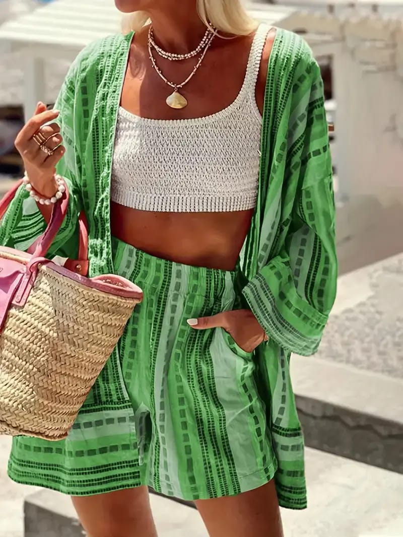 Layla™ - Elegant Top and Shorts Set