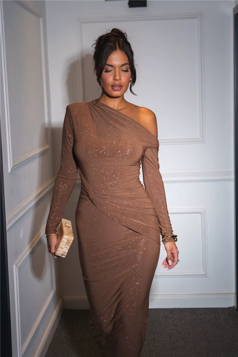 Layla™ - Elegant Sparkle Long Sleeve Maxi Dress