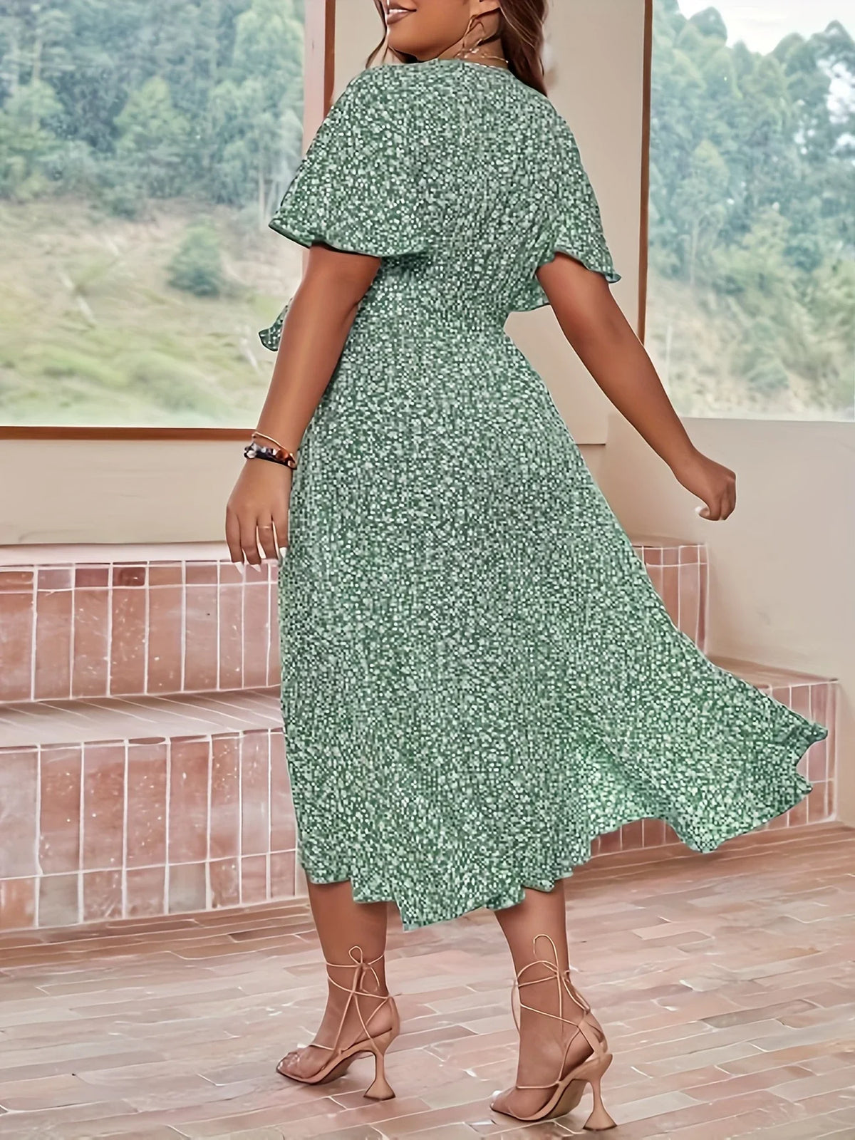Aubrey™ - Elegant Floral Midi Dress