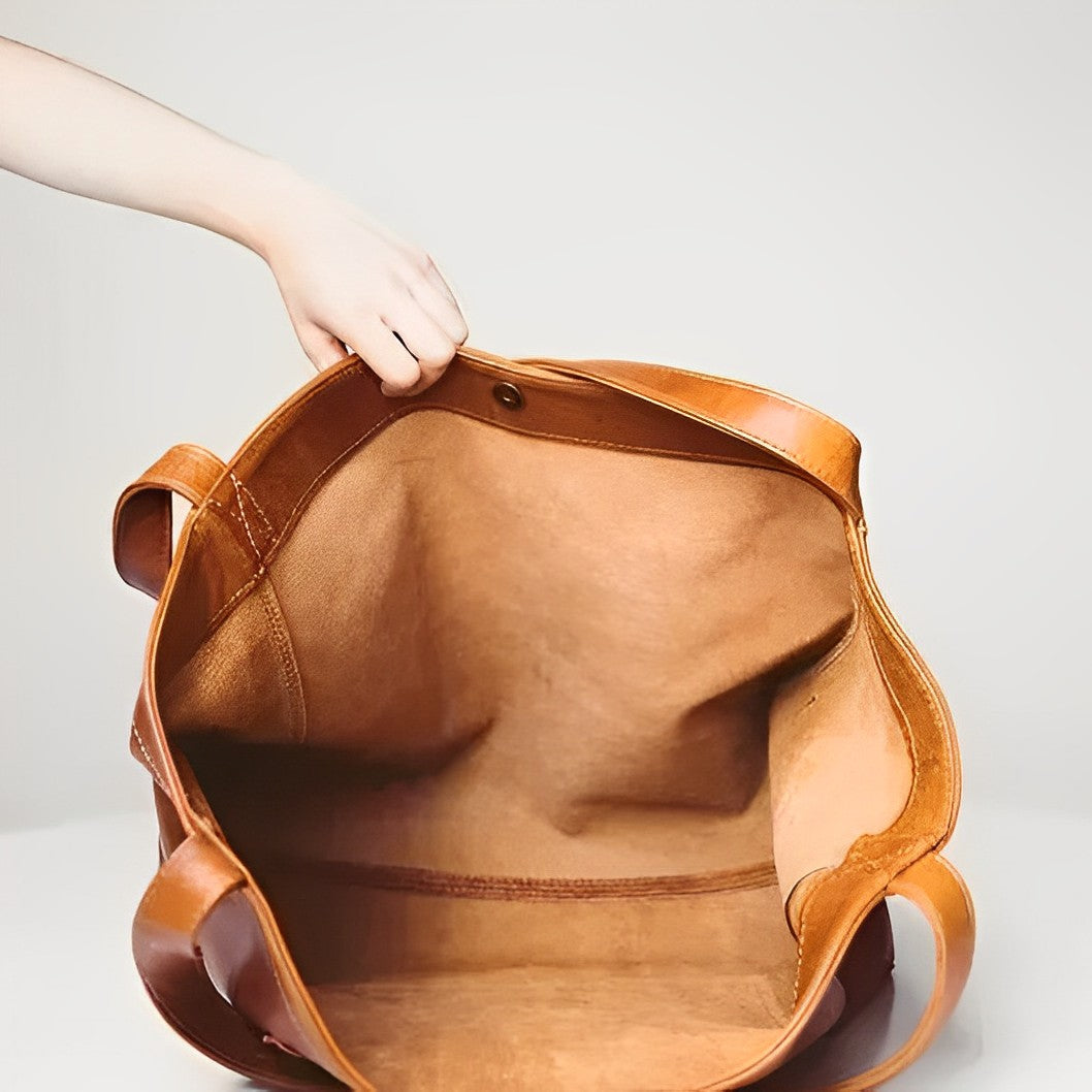 Amelia - Vintage Leather Shoulder Bag